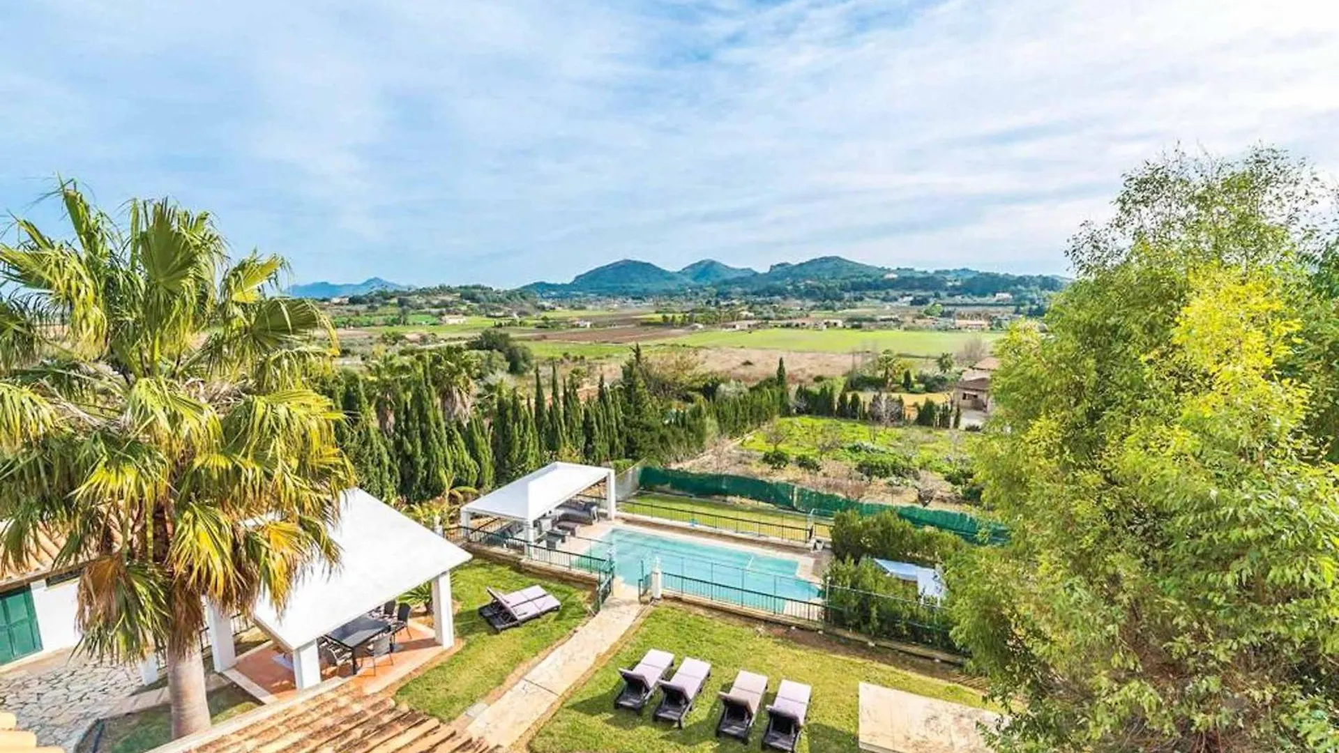 Villa Alejandra Crestatx 0*,  Spain
